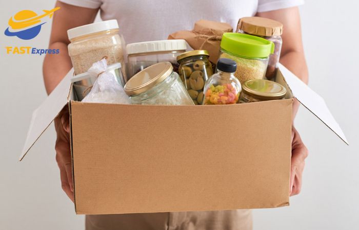 dich-vu-gui-thuc-pham-di-uc