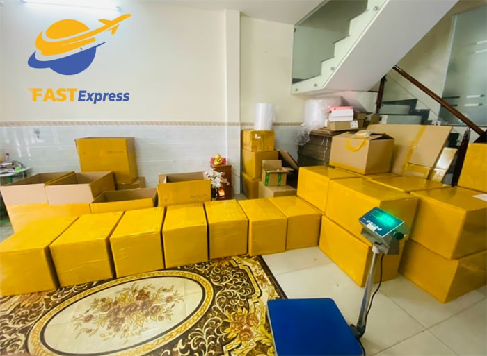 dong-goi-hang-hoa-can-than