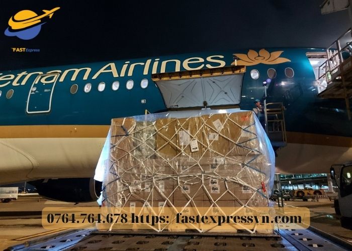 gia-gui-hang-di-my-tu-tam-ky-1