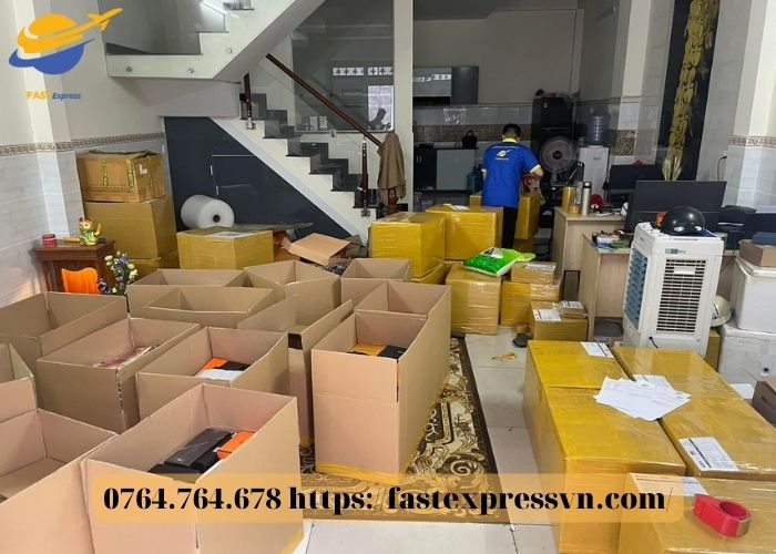 gui-hang-di-my-ca-mau-1