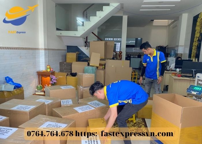 gui-hang-di-my-tai-da-nang