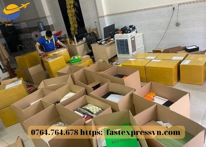 gui-hang-di-my-tai-da-nang