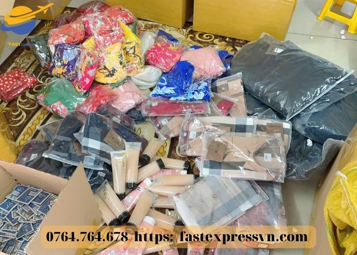 ship-hang-di-my-hau-giang