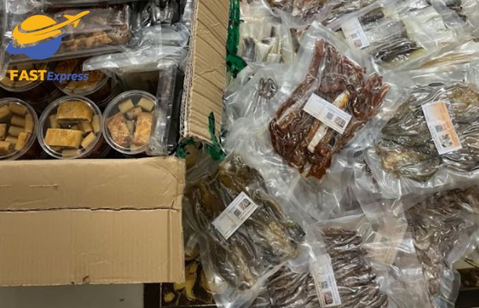 thuc-pham-gui-xach-tay-di-uc