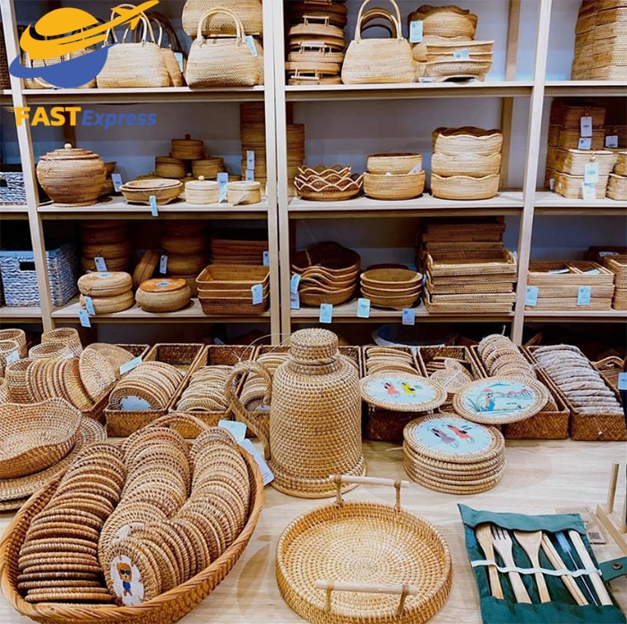 gui-hang-thu-cong-tu-may-tre