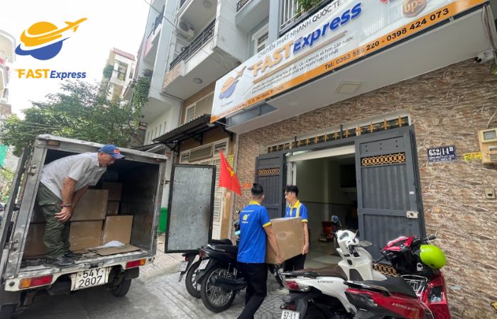 dich-vu-gui-hang-di-canada-tai-hai-phong